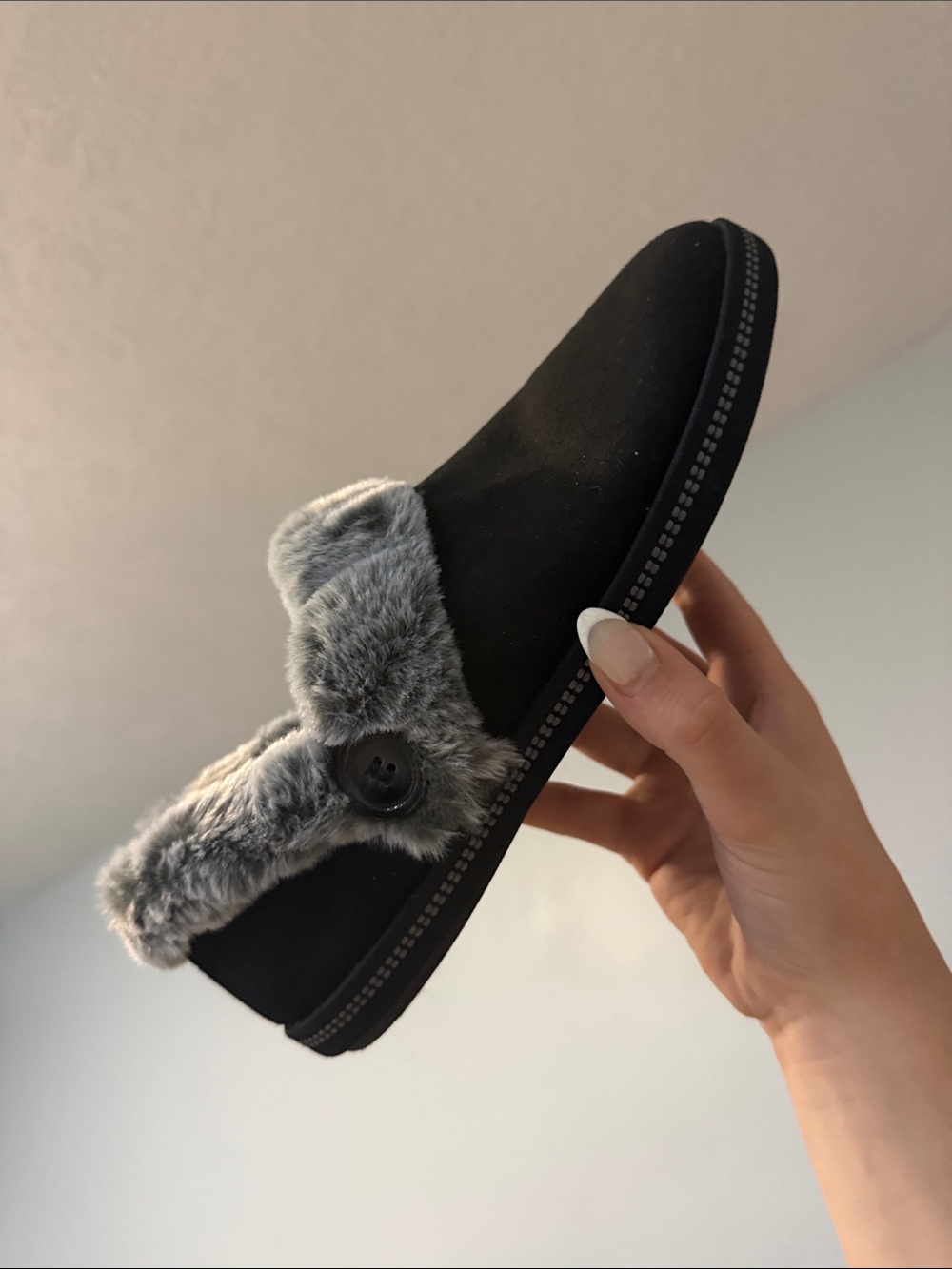 Skechers Womens Cozy Campfire Fresh Toast Vegan Slippers - Picture 2 of 10
